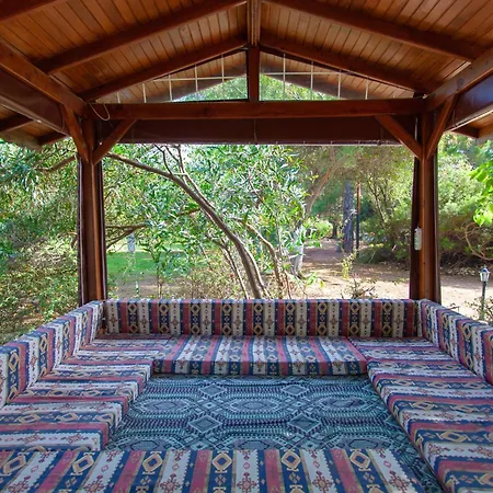 Baris & Vakantiepark 2*