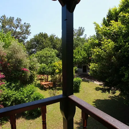 Vakantiepark Baris & 2*